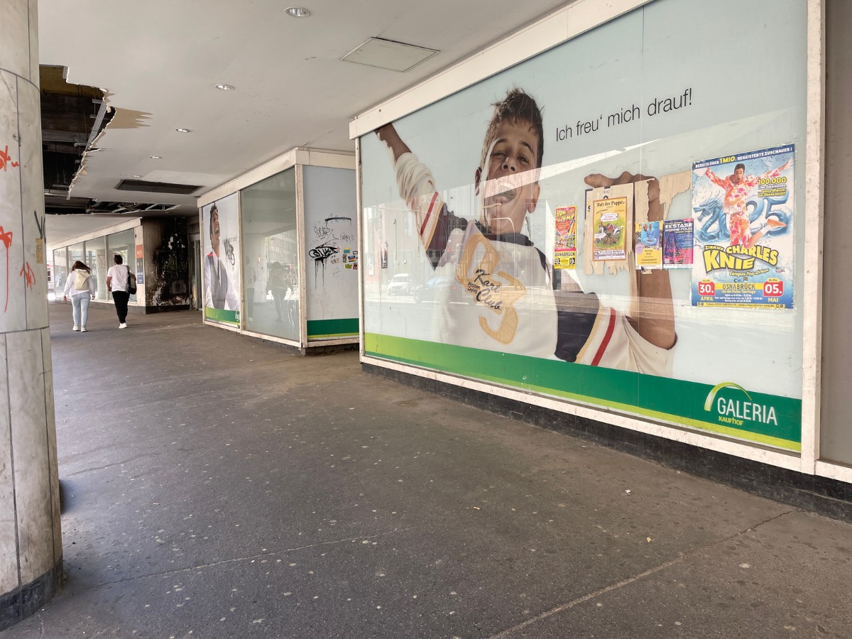 Galeria-Ruine am Neumarkt wird verschönert. / Foto: Dominik Lapp