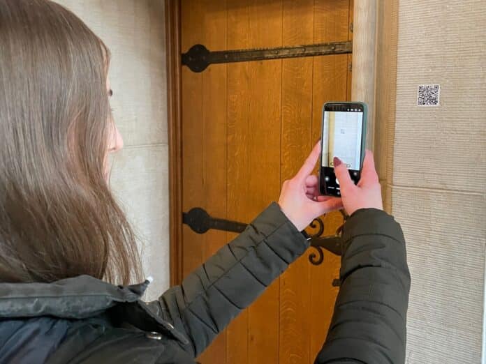 Akustisches Leit- und Orientierungssystem im Rathaus Osnabrück vorgestellt. / Foto: Dominik Lapp in Innenstadt