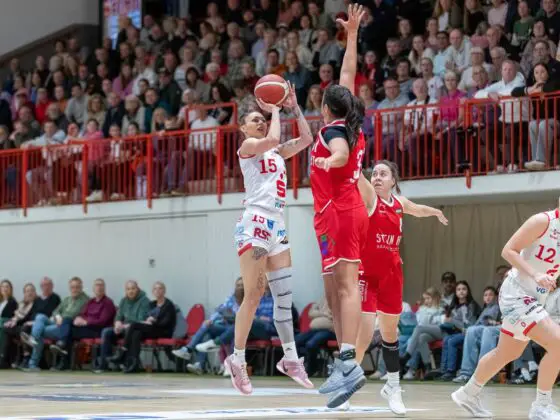 GiroLive-Panthers vs. TC Herne 1880. / Foto: Alexander Reinhard