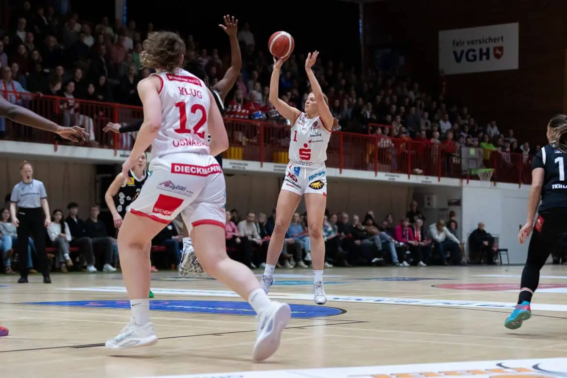 Ausgeglichene Partie der GiroLive-Panthers kippt nach der Halbzeit zugunsten der TK Hannover Luchse