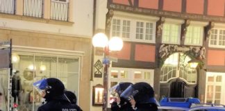 Bereitschaftspolizei in der Osnabrücker Altstadt