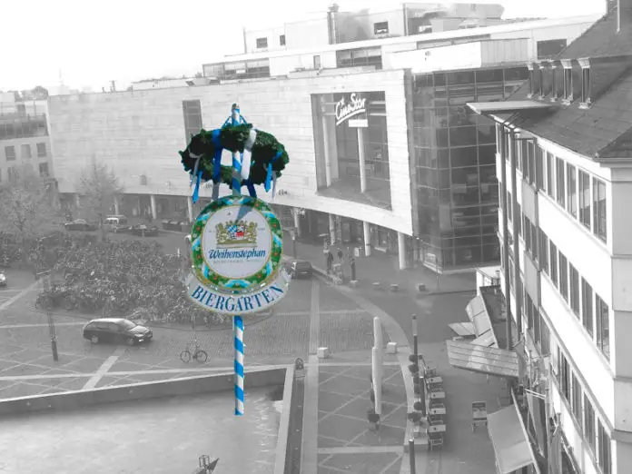 Ein Biergarten für den Bahnhofsvorplatz? <br>Wenn der Architekt sein „OK“ gibt.