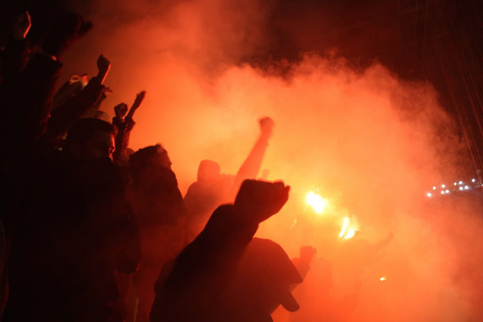 Pyrotechnik (Symbolbild) Pyrotechnik (Symbolbild)