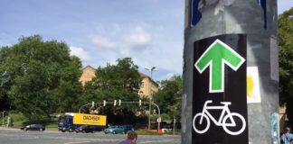 Grüner Pfeil für Fahrradfahrer