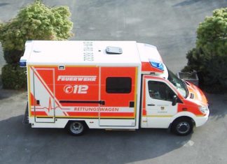 Rettungswagen, Krankenwagen, Symbolbild