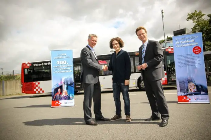 Verkehrsgemeinschaft Osnabrück begrüßt 100. Fachkraft im Fahrbetrieb