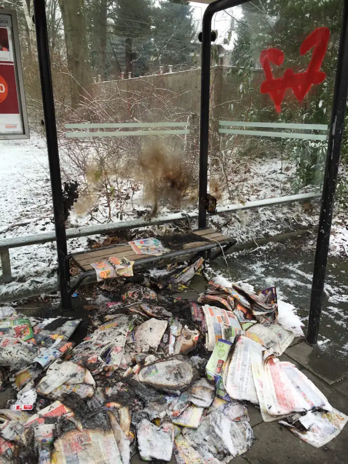 Vandalismus in Bushaltestelle