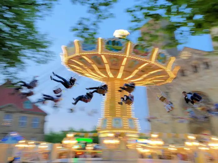 Karussell vorm Dom, Maiwoche Osnabrück