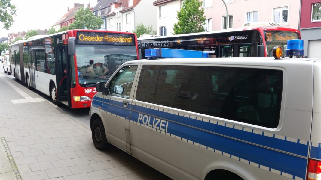 Zwei Fahrgäste bei Bremsung in Osnabrücker Bus verletzt