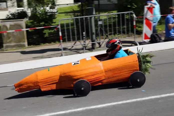 Seifenkistenrennen am Gemeinschaftszentrum Ziegenbrink