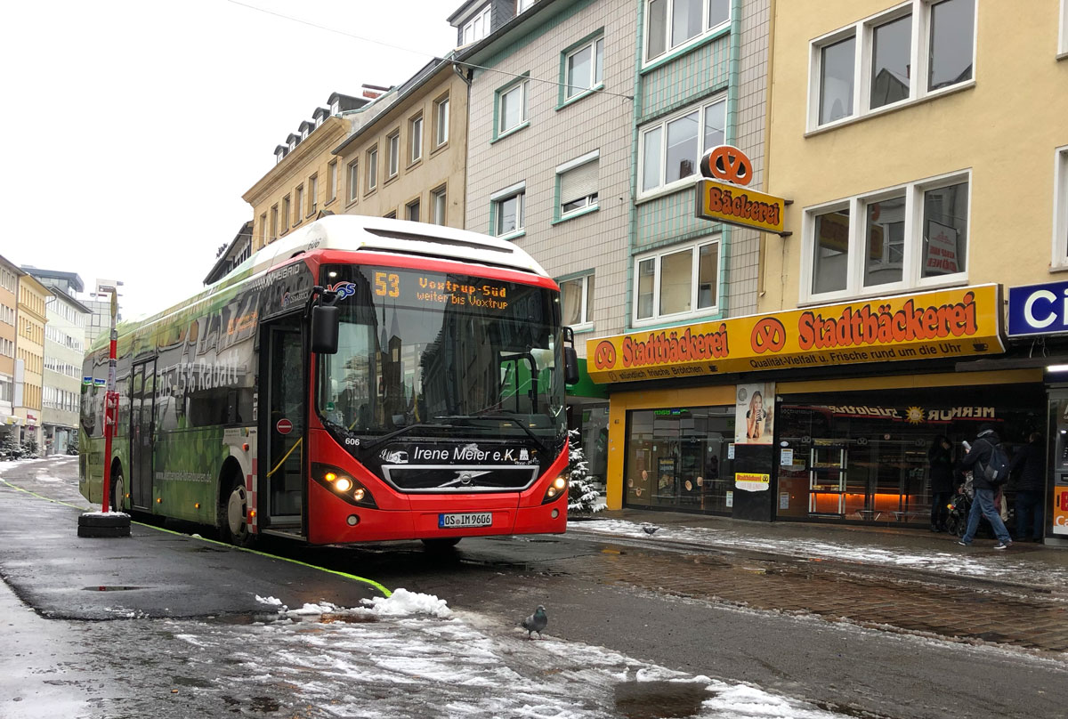 Bus in der Johannisstraße
