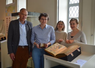 Wie aus dem Mittelalter: Große Jubiläumsausstellung des Quaternio Verlags Luzern in Osnabrück Quaternio Verlag Luzern Bistum Osnabrück