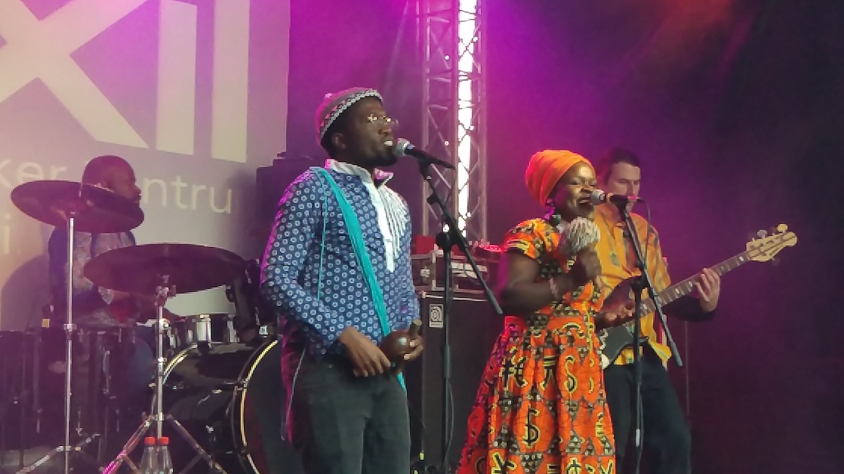 Afro-Pop und türkische Volksmusik: Exil-Tag auf Osnabrücker Maiwoche