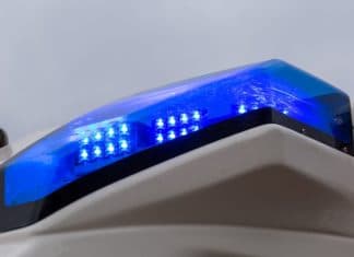 Rollerfahrer nach Zusammenstoß mit Pkw schwer verletzt