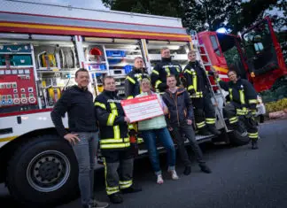 Eine Gemeinde sagt Danke: Freiwillige Feuerwehr Wallenhorst erhält Spende von Bürgern