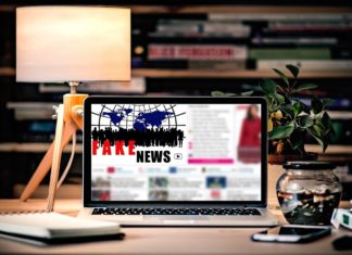 Symbolbild: Fake News