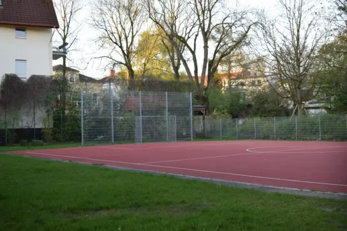 (Symbolbild) Bolzplatz