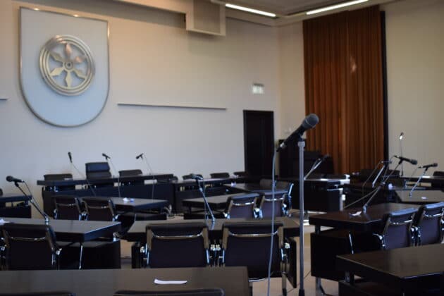 Renovierung abgeschlossen: Ratssitzungssaal der Stadt Osnabrück erstrahlt in neuem Glanz