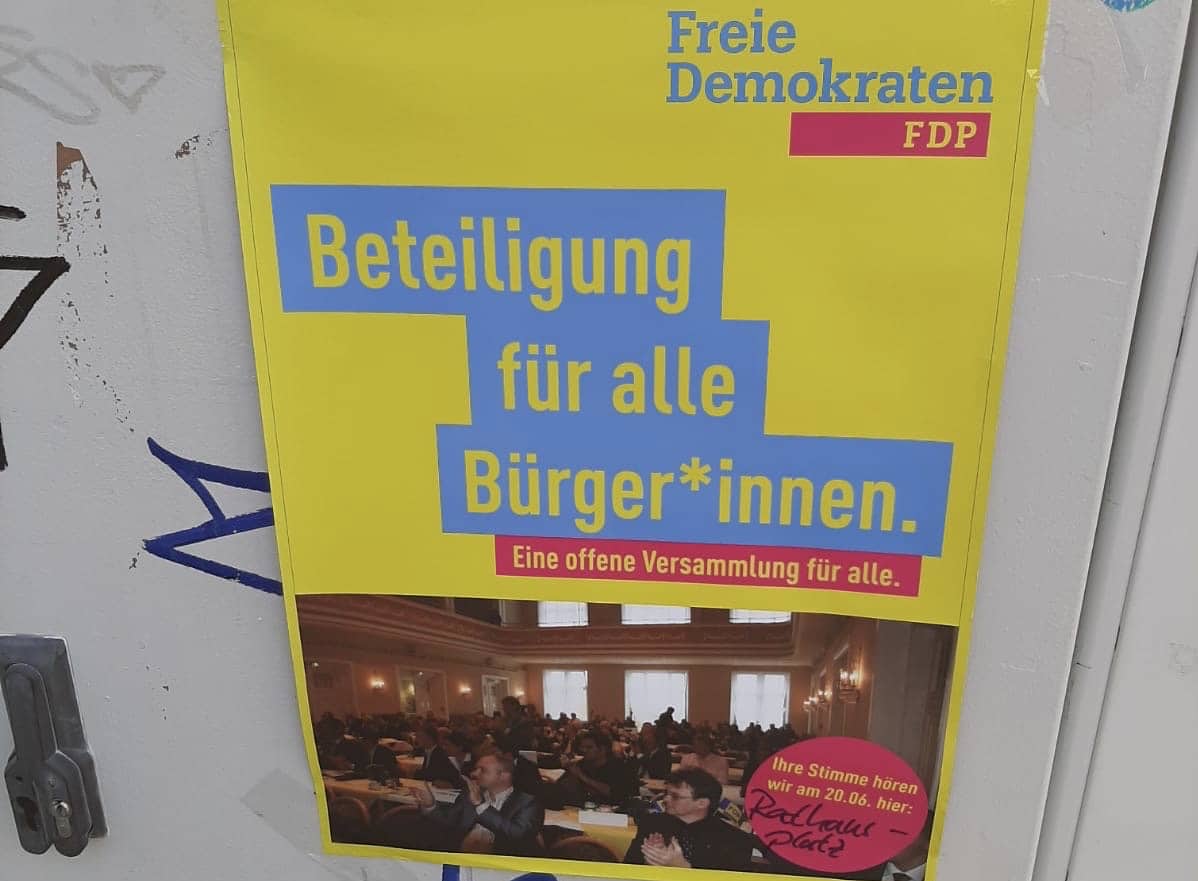 Falsche Parteiplakate in der Osnabrücker Innenstadt rufen zu offener Versammlung auf