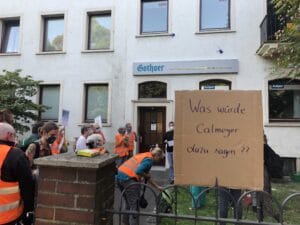 "Verlassen Sie Ihren Kurs als Hardliner in der Flüchtlingspolitik" — Seebrücke Osnabrück übergibt Offenen Brief an Dr. Mathias Middelberg