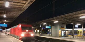 Intercity im Hauptbahnhof Osnabrück