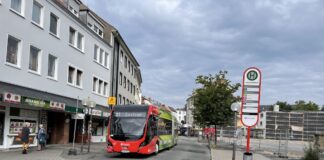 Stadtbus in der Johannisstraße