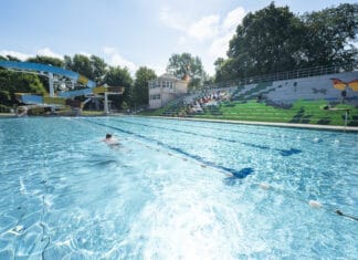 Auch vom Moskaubad geht es in die Strandbar. / Foto: Stadtwerke Osnabrück / Bettina Meckel-Wolff
