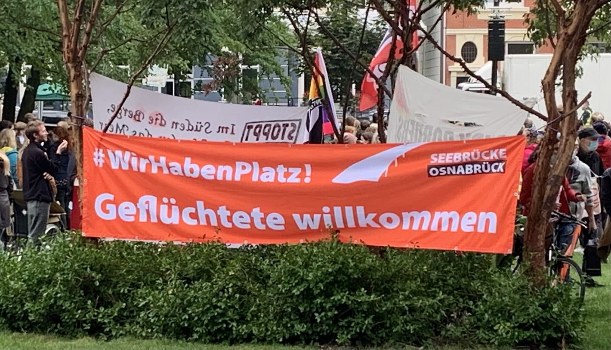 Globaler Klimastreik: Rund 2.000 Klimademonstranten ziehen durch die Osnabrücker Innenstadt