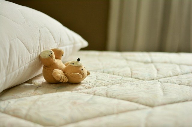 Eine gute Matratze und ein guter Topper erhöhen Liegekomfort und Schlafqualität