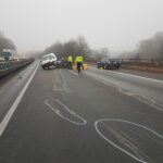 PKW-Gespann verunfallt auf Autobahn A30