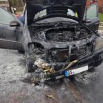Auto brennt vor Wohnhaus in Bissendorf