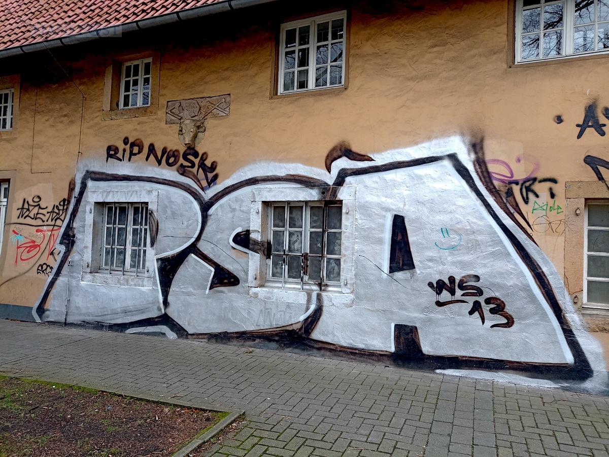 Graffiti am Natruper-Tor-Wall. / Foto: Brockfeld