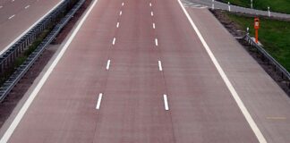 Verkehrsminister weiter gegen Tempolimit auf Autobahnen