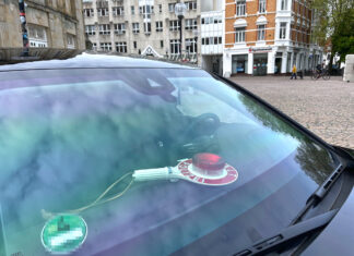 Sonderrechte vor dem Theater