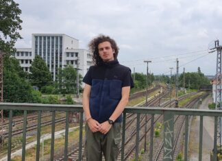 Der Osnabrücker Musiker Moritz Ley veröffentlichte am Dienstag (7. Juni) das Musikvideo zu seiner neuen Single "Bei mir". / Foto: Groenewold