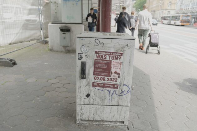 Beklebter Stromkasten am Neumarkt. / Foto: BPA (Best place advertising)