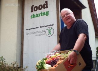 Uwe Werther ist Teil von Foodsharing, die Lebensmittel vor der Vernichtung retten.