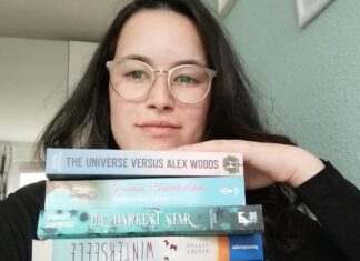 Lesen ist ihr Hobby: Buchbloggerin Anastasia Pukhovich hat bereits in diesem Jahr um die 70 Bücher gelesen. / Foto: Pukhovich
