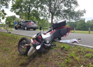 Eine Person schwer verletzt – Motorrad und Auto stoßen in Osnabrück zusammen