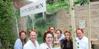 Rüsselmahlzeit im Zoo Osnabrück