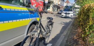 Radfahrerin stürzt an Iburger Straße vor PKW