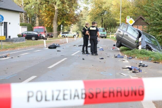 Zwei Schwerverletzte: Auto erfasst Motorroller in Hagen, PKW-Fahrer alkoholisiert