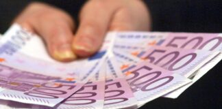 Innenministerin fordert Bargeldobergrenze von 10.000 Euro