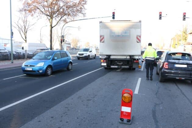 Schwerst verletzt: Fußgänger von Auto auf Hansastraße erfasst