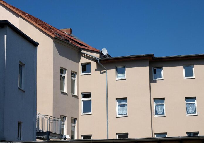 Viele Wohnungseigentümergemeinschaften in Not