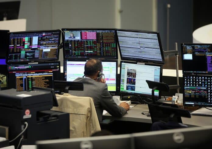 DAX startet freundlich – Gaspreis sinkt immer weiter