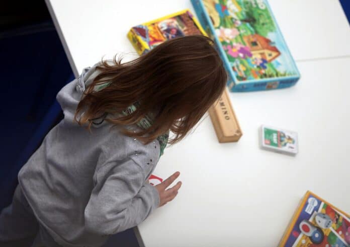 Familienministerin fürchtet zunehmende Gewalt in Kitas