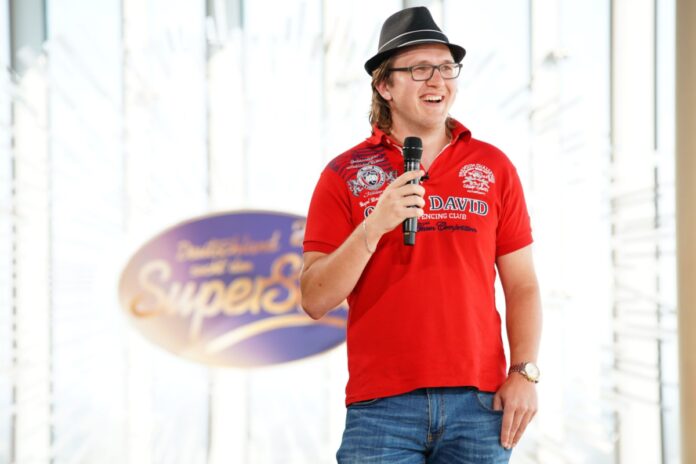 Marco Büscher aus Glandorf tritt am Samstagabend vor die DSDS-Jury. / Foto: RTL (Stefan Gregorowius) Marco Büscher aus Glandorf tritt am Samstagabend vor die DSDS-Jury. / Foto: RTL (Stefan Gregorowius)