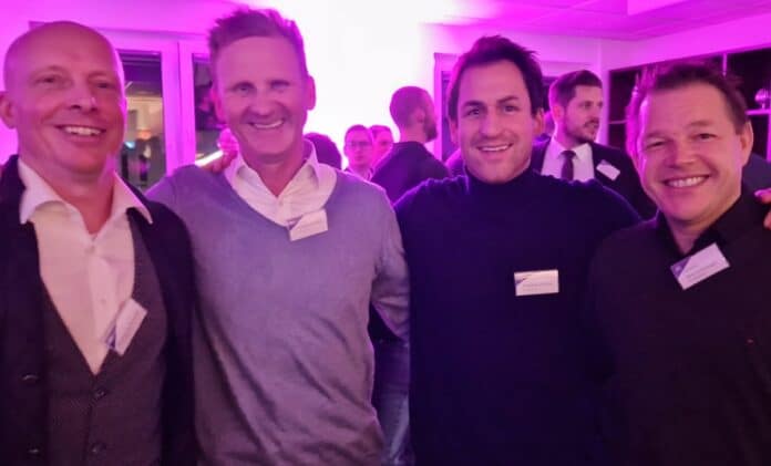 Auch die ehemaligen VfL-Spieler (v.l.) Wolfgang Schütte, Christian Claaßen, Andreas Schäfer und Thomas Reichenberger waren beim Neujahrsempfang dabei. / Foto: Niemeyer