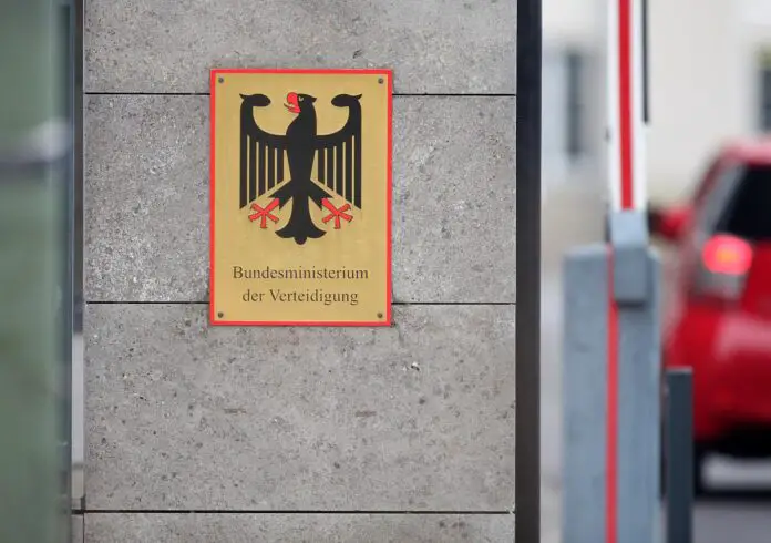 Übergabe von Verteidigungsministerium für Mittwoch geplant